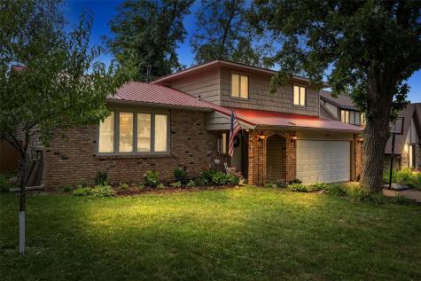 4625 Northwood Drive NE Cedar Rapids IA 52402