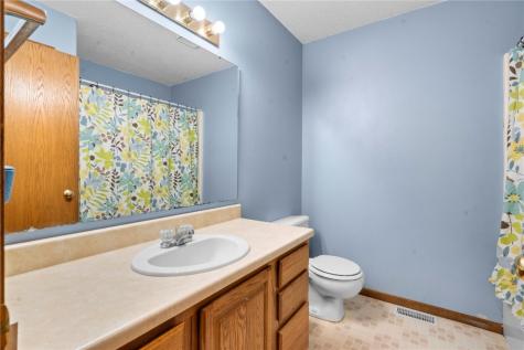 3030 4th Street Marion IA 52302