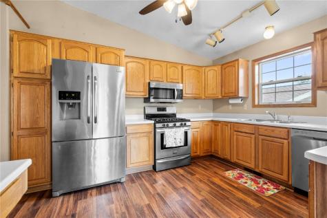 3030 4th Street Marion IA 52302