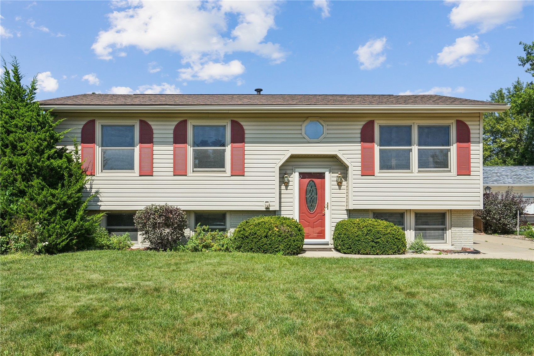 3620 Western Pine Drive NE Cedar Rapids IA 52402