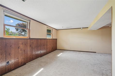 3620 Western Pine Drive NE Cedar Rapids IA 52402