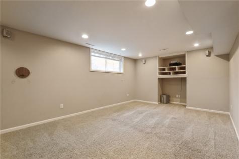 513 Westridge Drive SW Cedar Rapids IA 52404