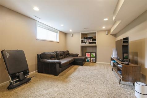 513 Westridge Drive SW Cedar Rapids IA 52404