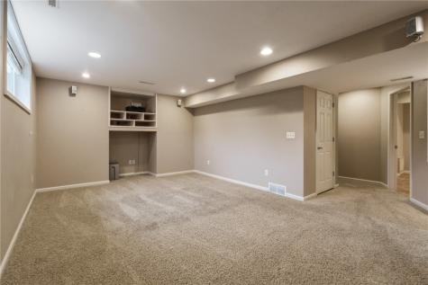 513 Westridge Drive SW Cedar Rapids IA 52404
