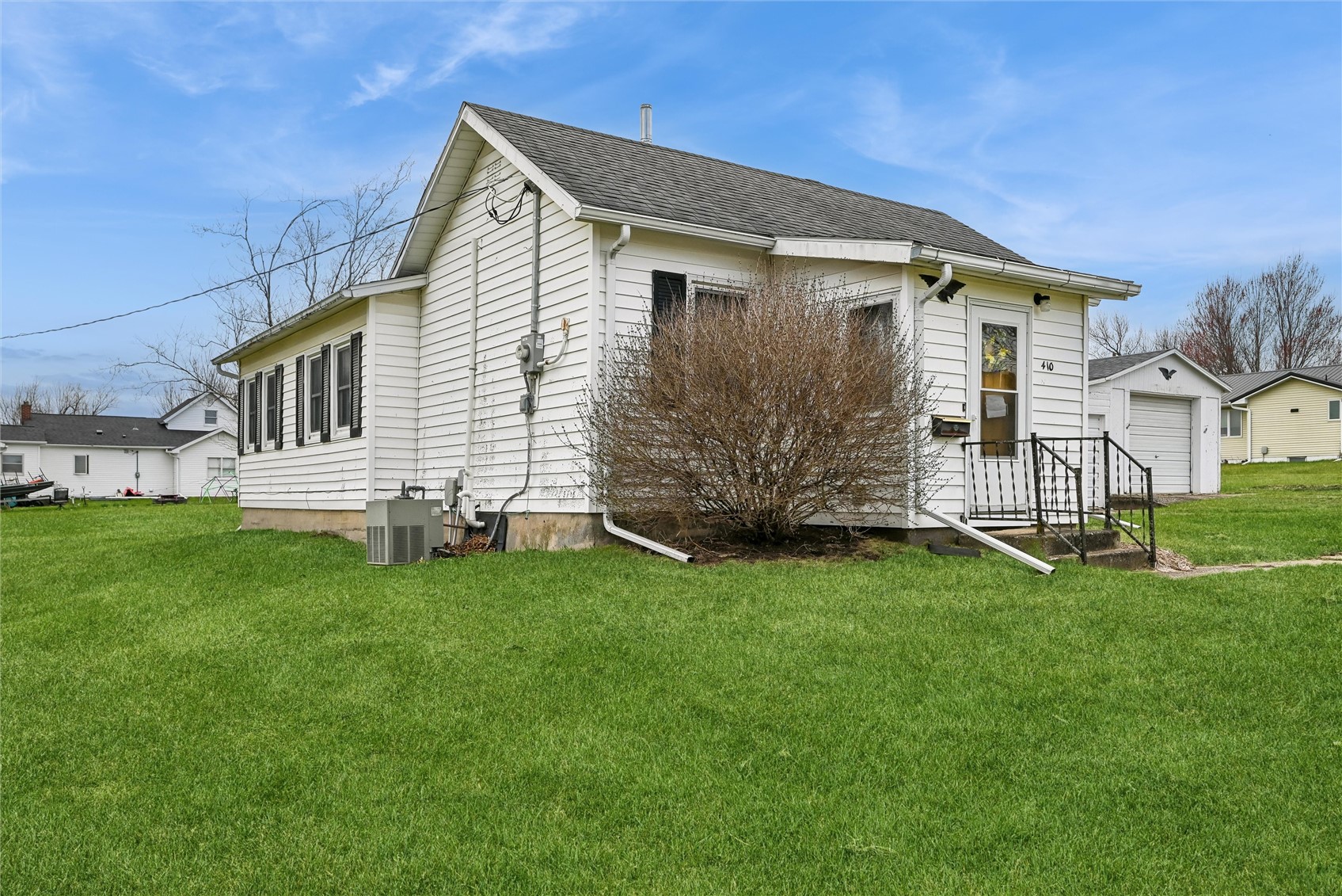 410 Cottage Street NW Shellsburg IA 52332