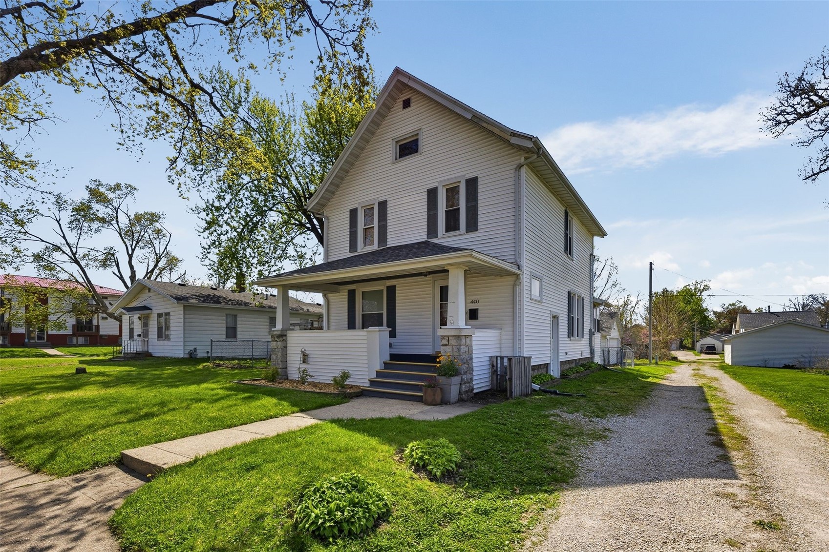 440 8th Street Marion IA 52302