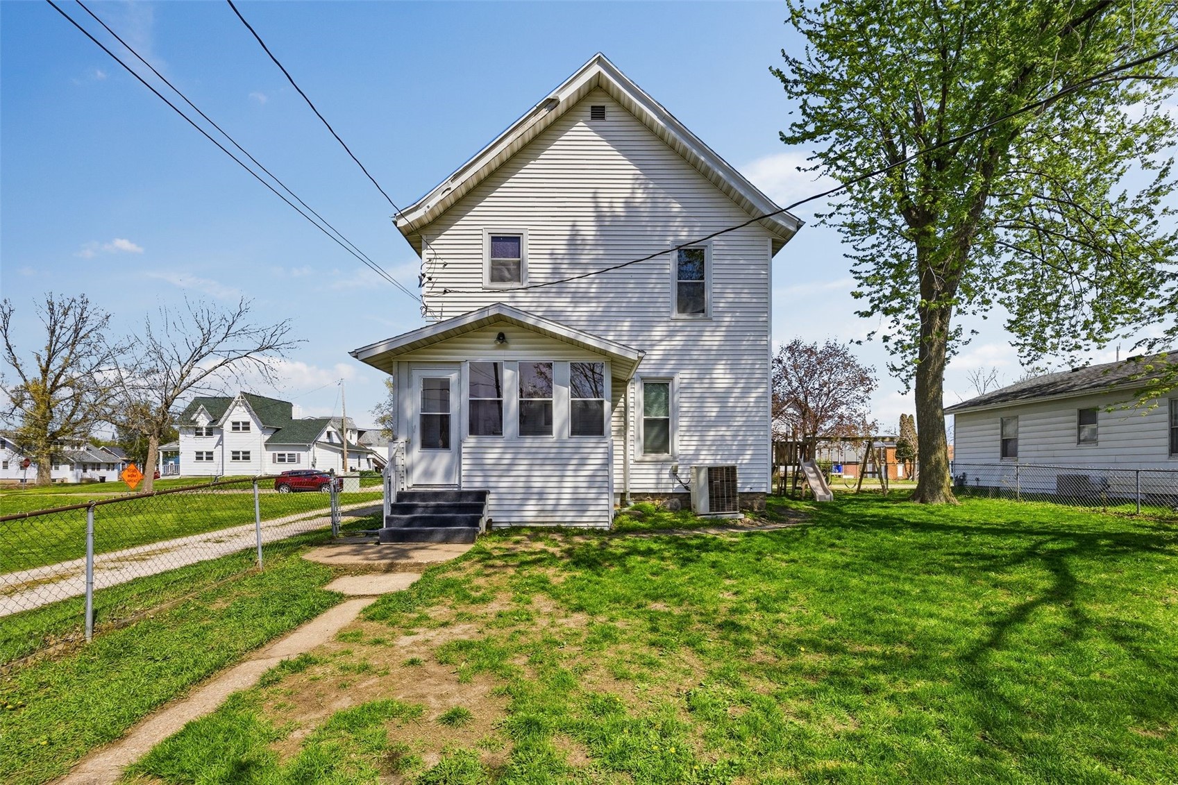 440 8th Street Marion IA 52302