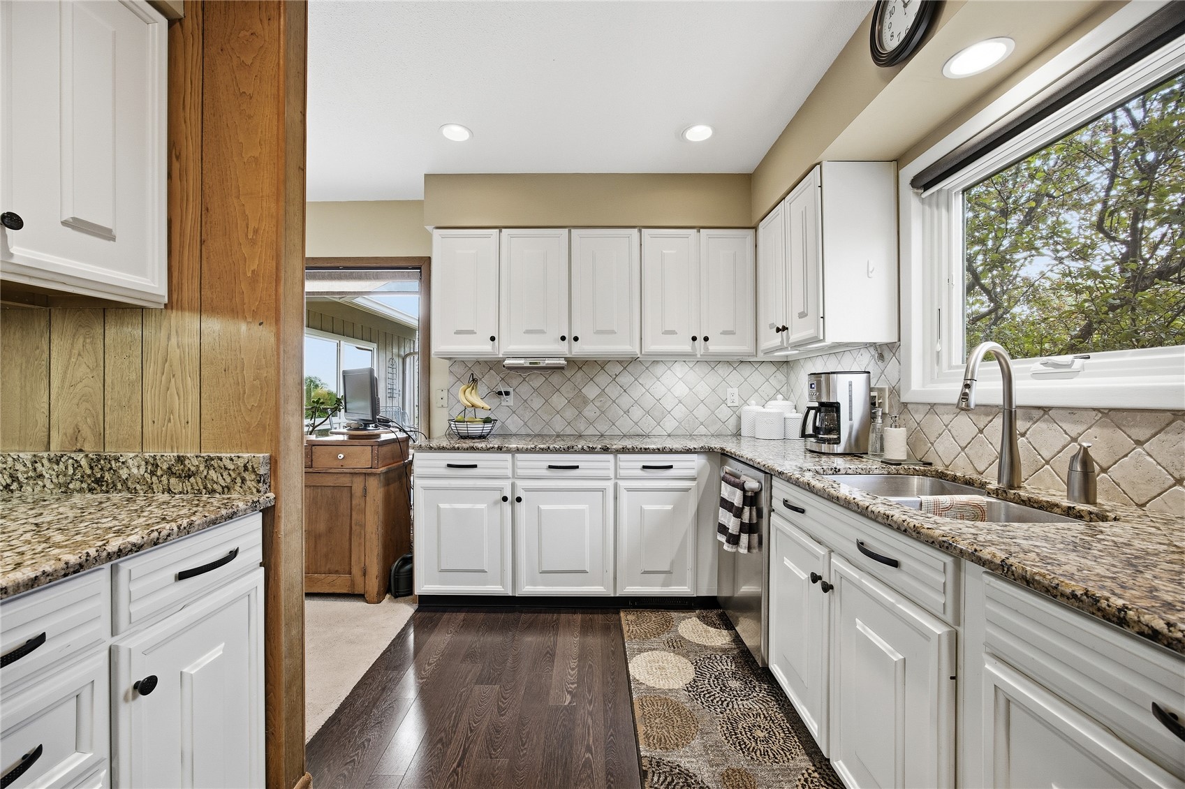 21 Fairview Knoll NE Iowa City IA 52240