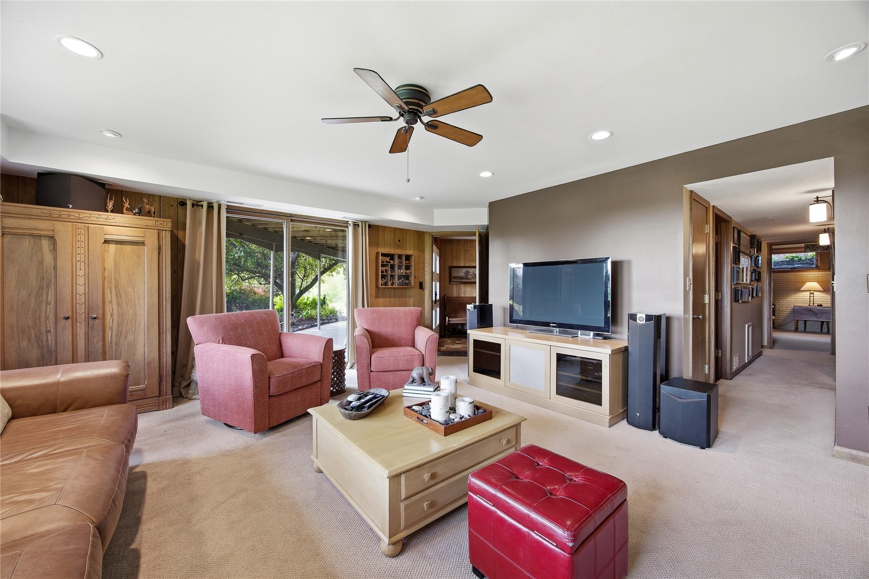 21 Fairview Knoll NE Iowa City IA 52240