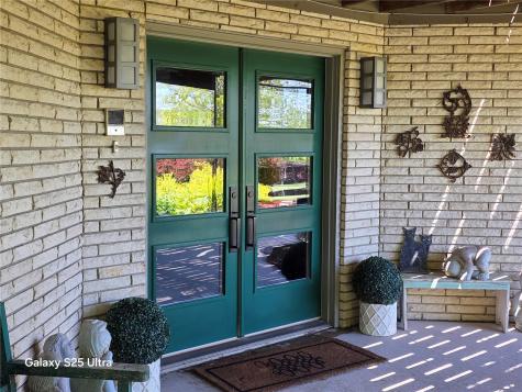 21 Fairview Knoll NE Iowa City IA 52240