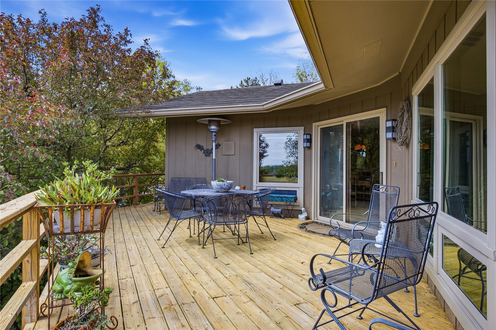 21 Fairview Knoll NE Iowa City IA 52240