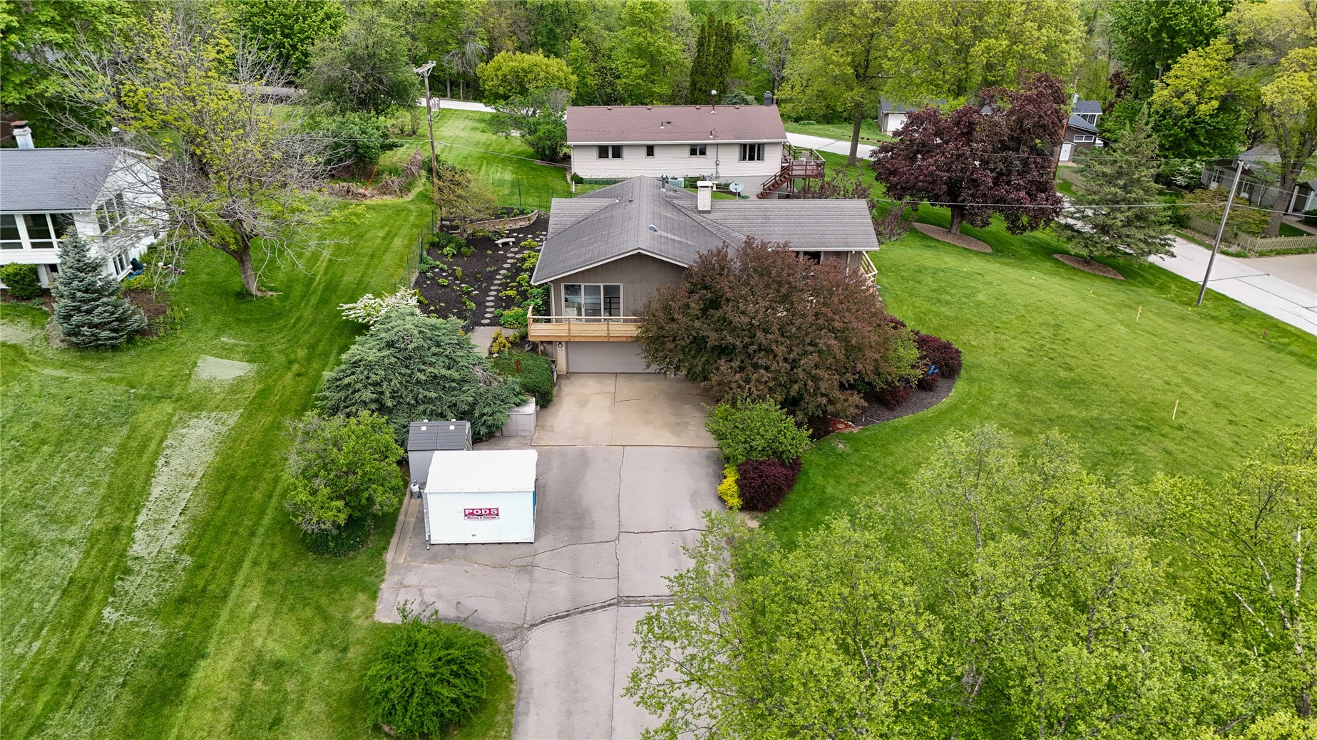 21 Fairview Knoll NE Iowa City IA 52240
