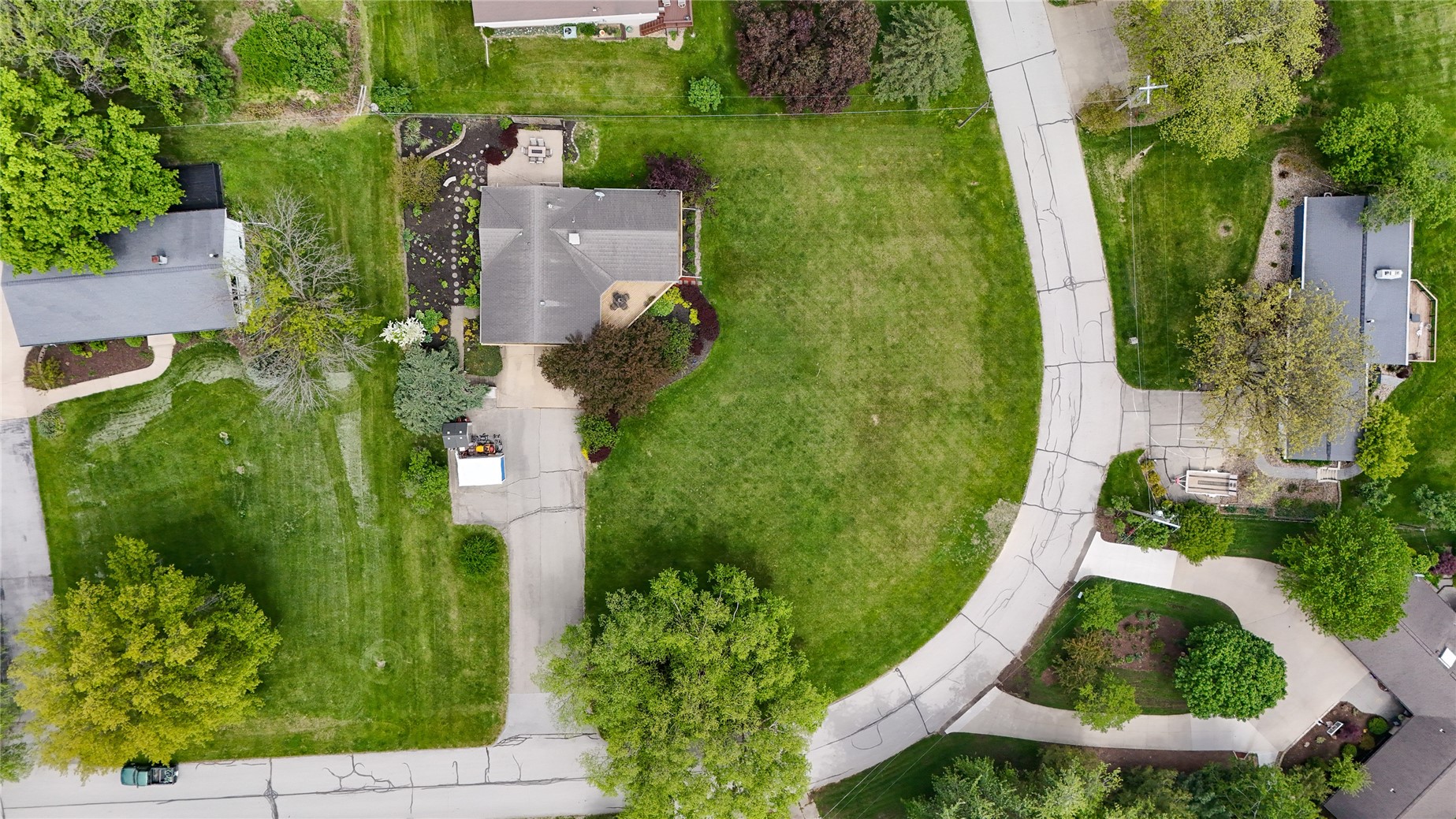 21 Fairview Knoll NE Iowa City IA 52240