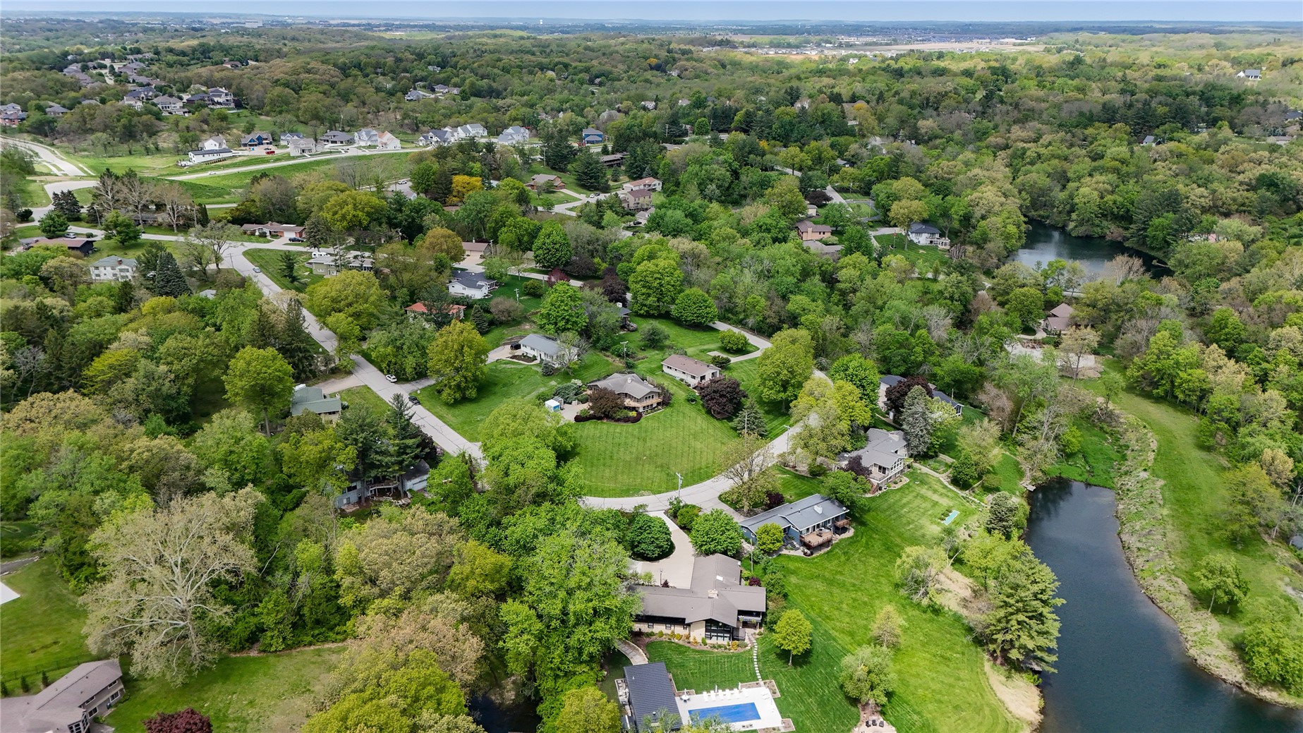 21 Fairview Knoll NE Iowa City IA 52240