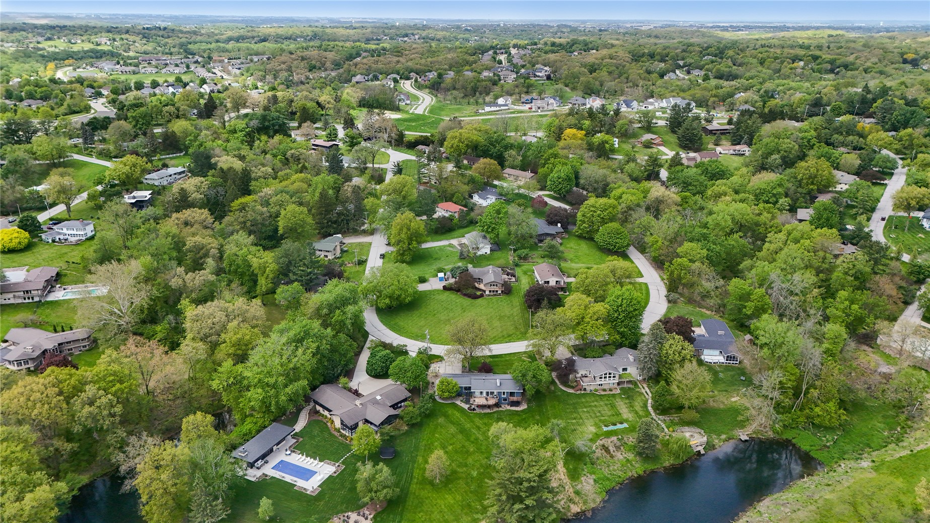 21 Fairview Knoll NE Iowa City IA 52240