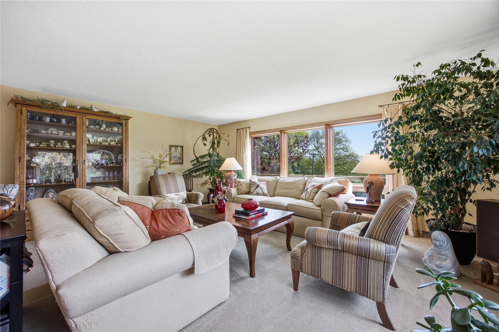 21 Fairview Knoll NE Iowa City IA 52240