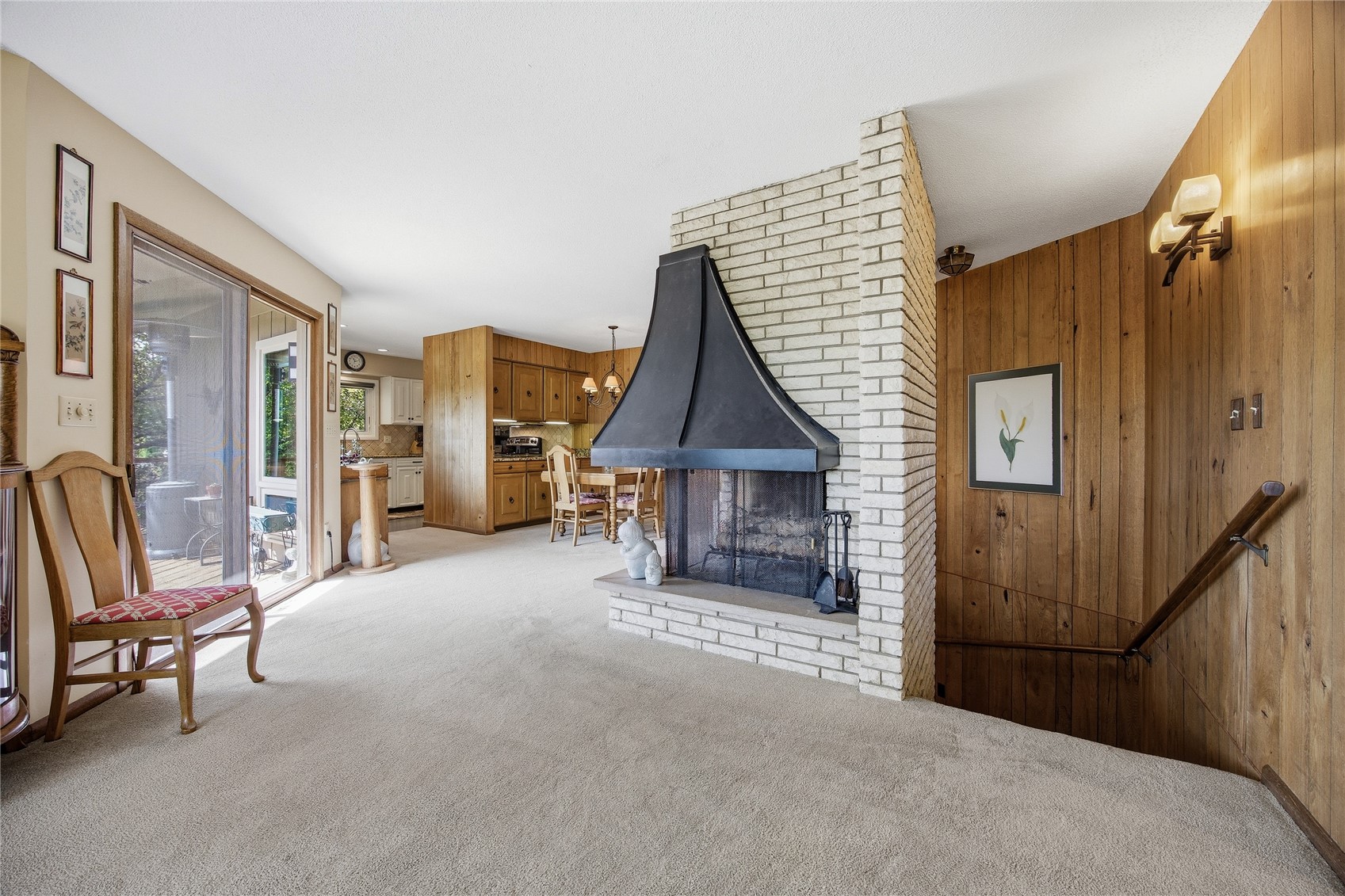 21 Fairview Knoll NE Iowa City IA 52240