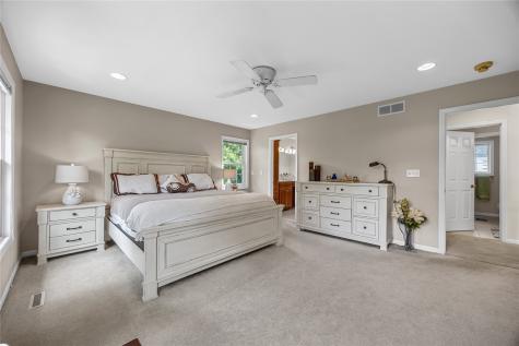 4600 Deer View Road Cedar Rapids IA 52411