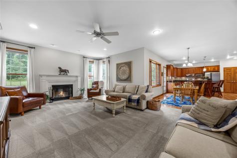 4600 Deer View Road Cedar Rapids IA 52411