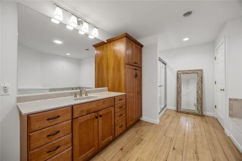 4600 Deer View Road Cedar Rapids IA 52411