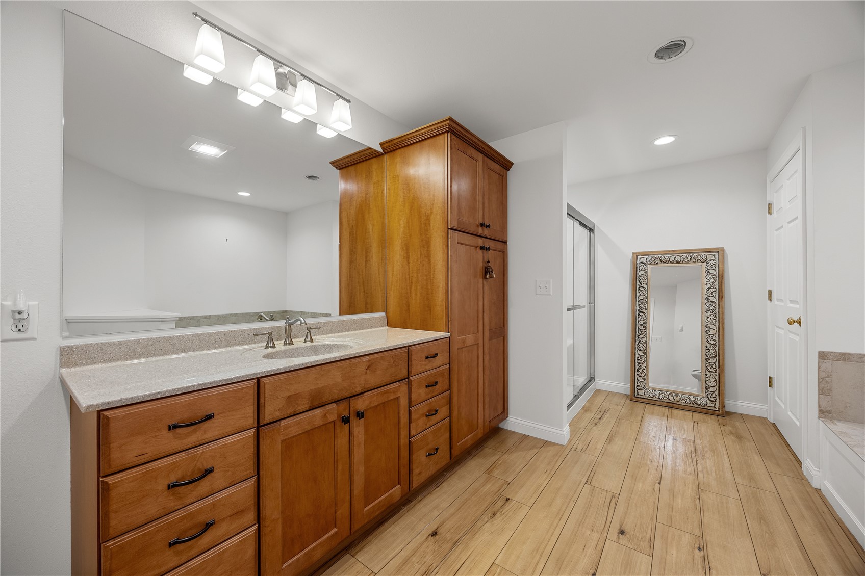 4600 Deer View Road Cedar Rapids IA 52411