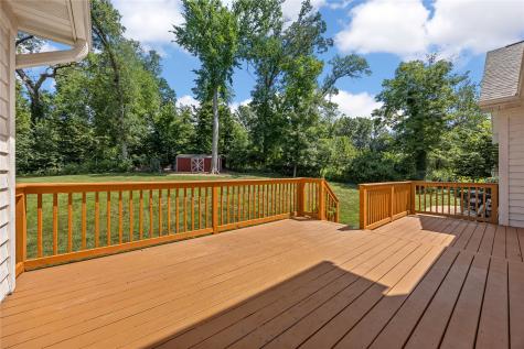 4600 Deer View Road Cedar Rapids IA 52411