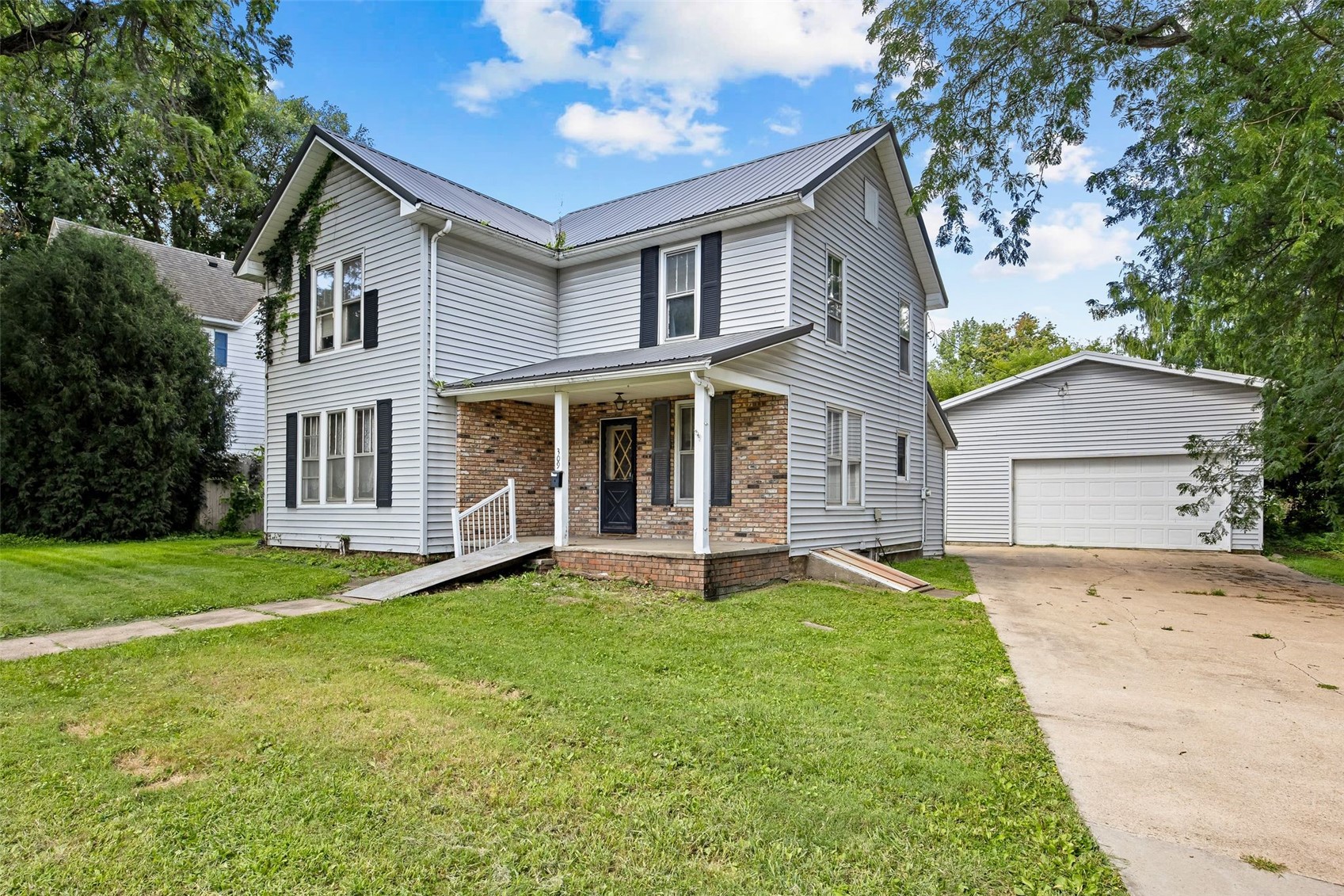 309 2nd Avenue NW Mt Vernon IA 52314