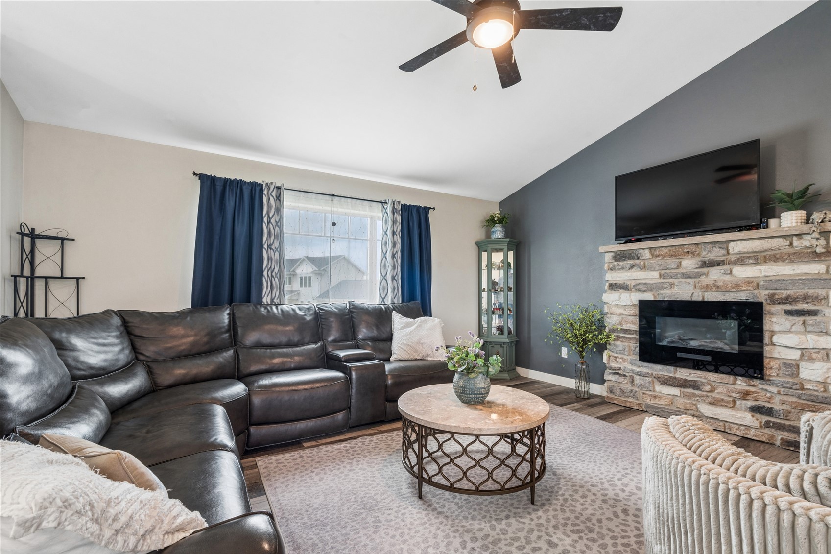 905 Carl Court Solon IA 52333