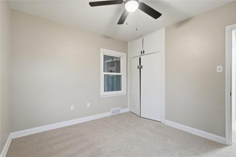 1050 27th Street NE Cedar Rapids IA 52402