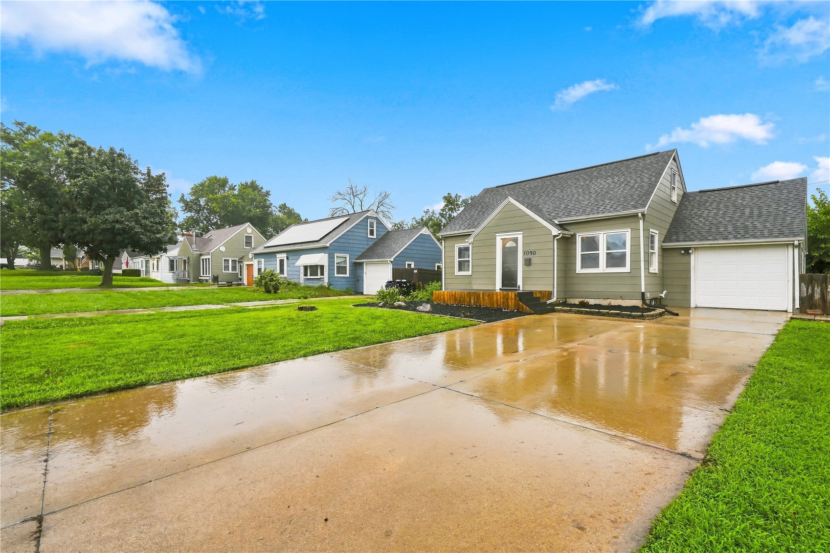1050 27th Street NE Cedar Rapids IA 52402