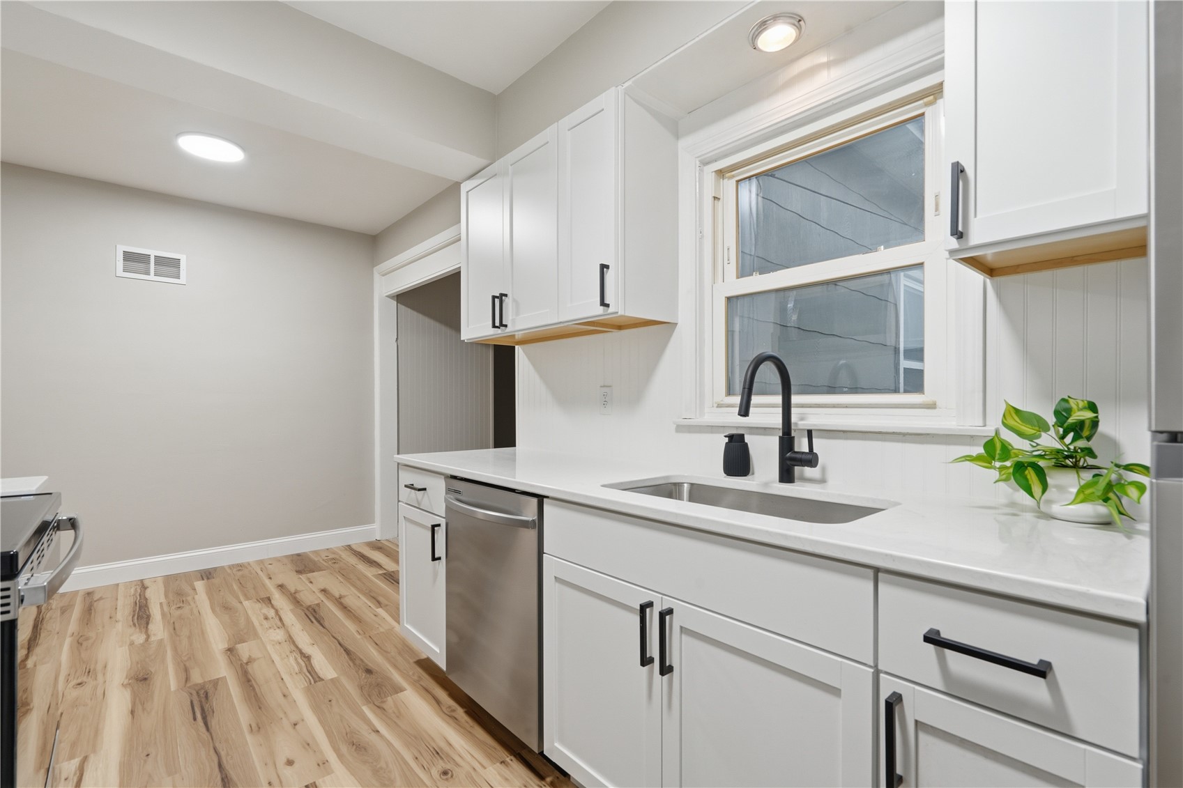 1050 27th Street NE Cedar Rapids IA 52402