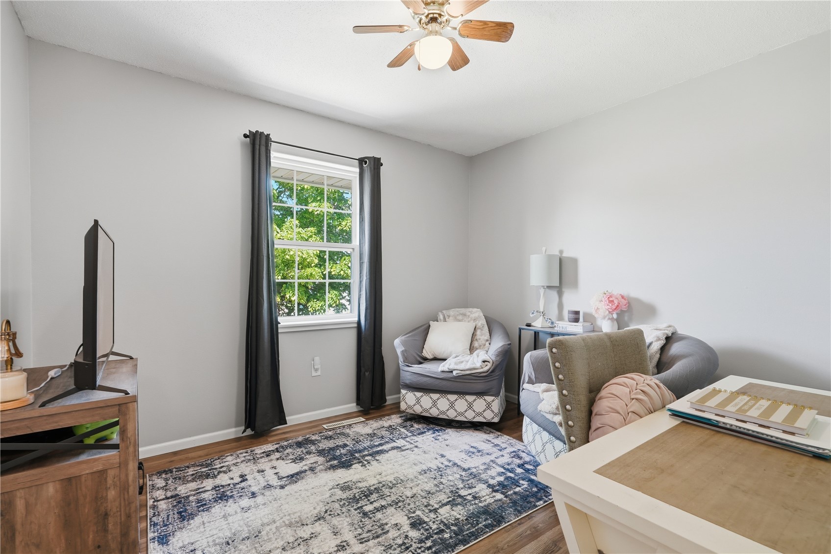 904 6th Avenue Coggon IA 52218