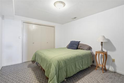 904 6th Avenue Coggon IA 52218