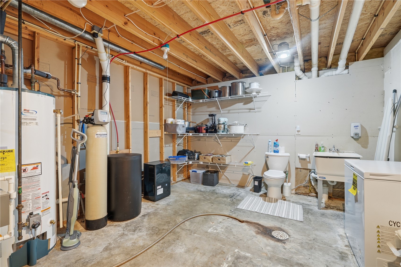 904 6th Avenue Coggon IA 52218