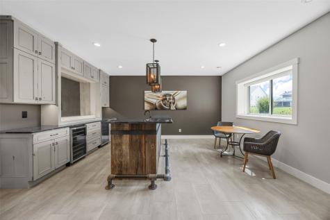 6007 Sanden Road Cedar Rapids IA 52411