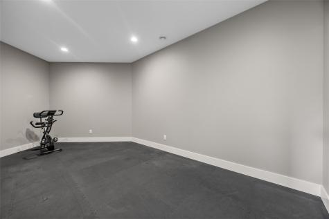 6007 Sanden Road Cedar Rapids IA 52411