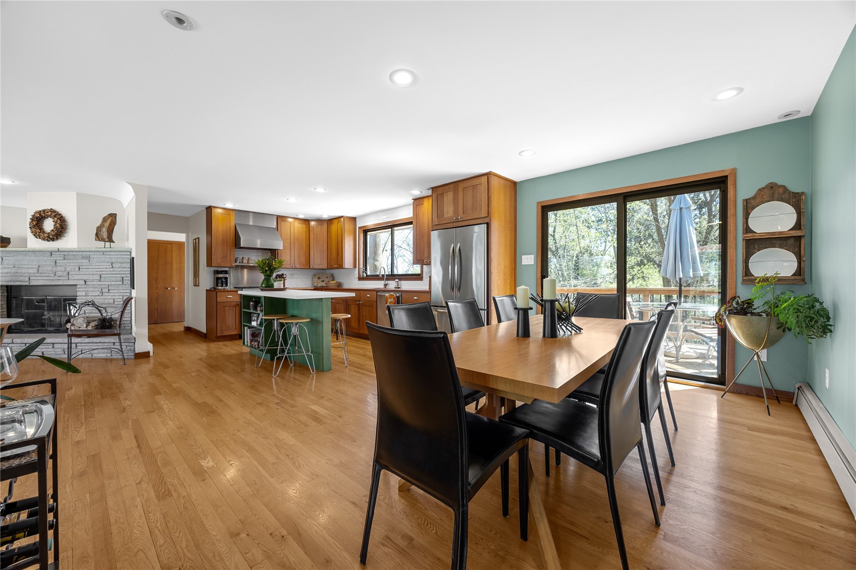 12 Fairview Knoll NE Iowa City IA 52240