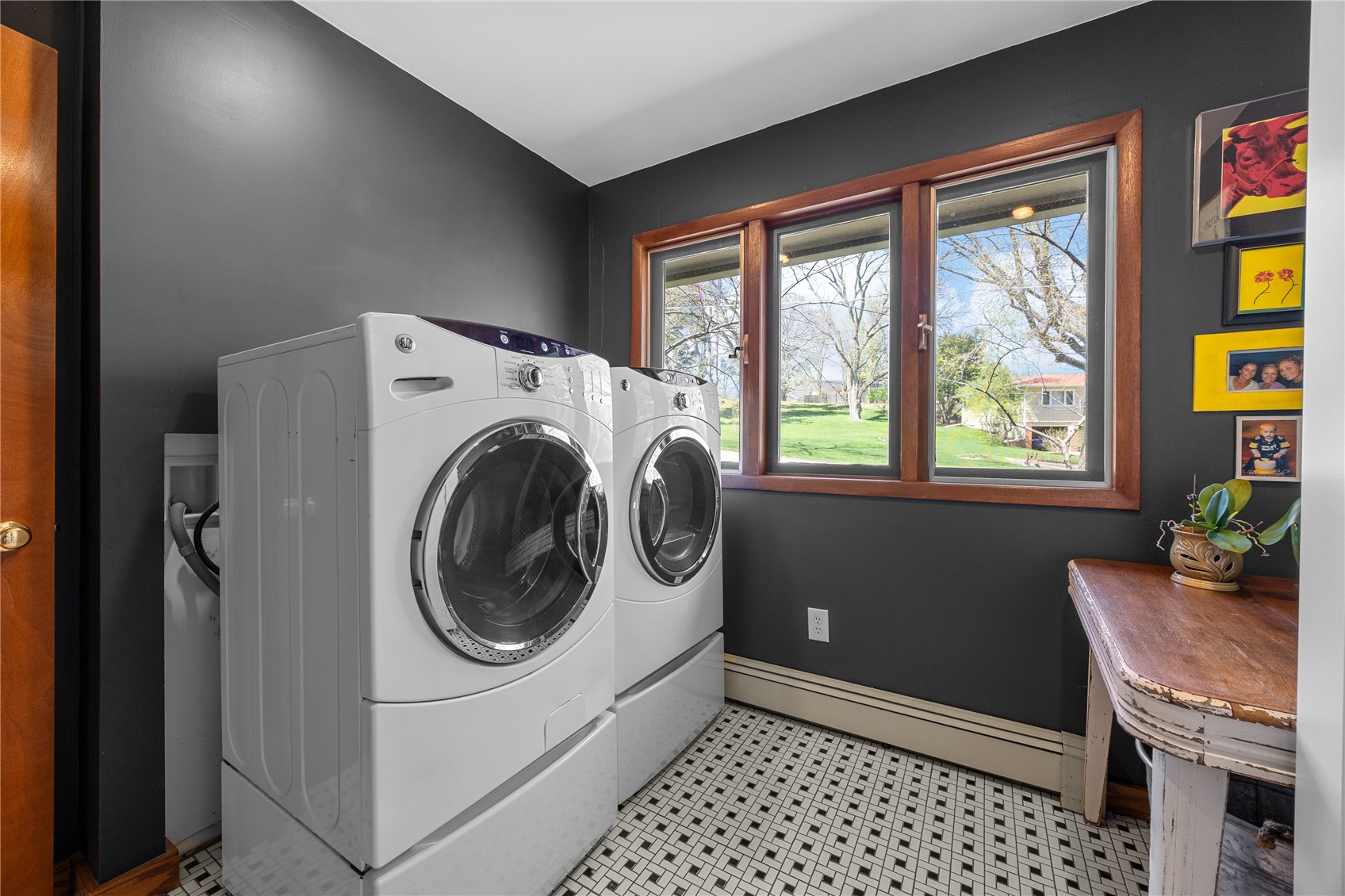12 Fairview Knoll NE Iowa City IA 52240