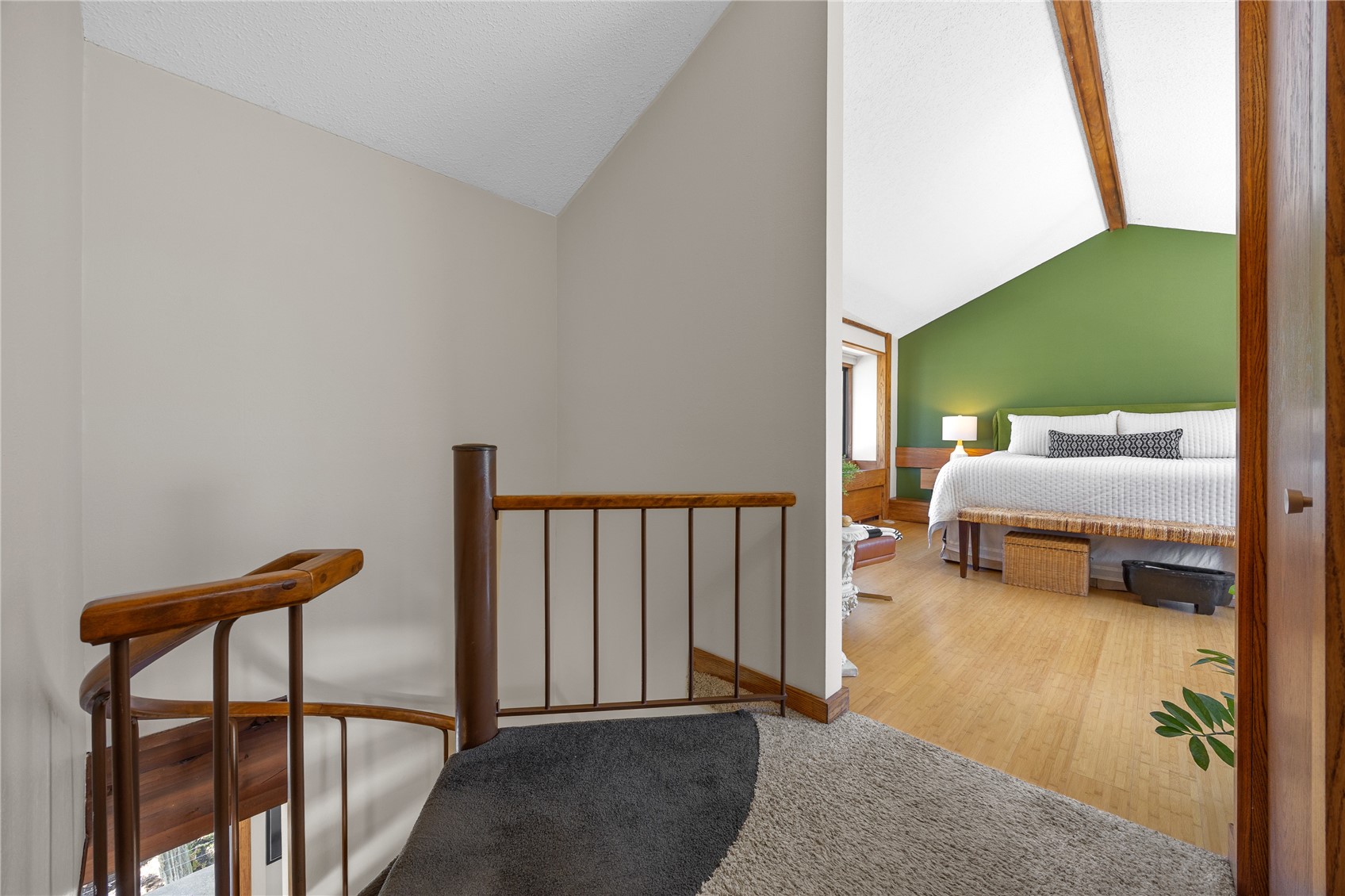 12 Fairview Knoll NE Iowa City IA 52240