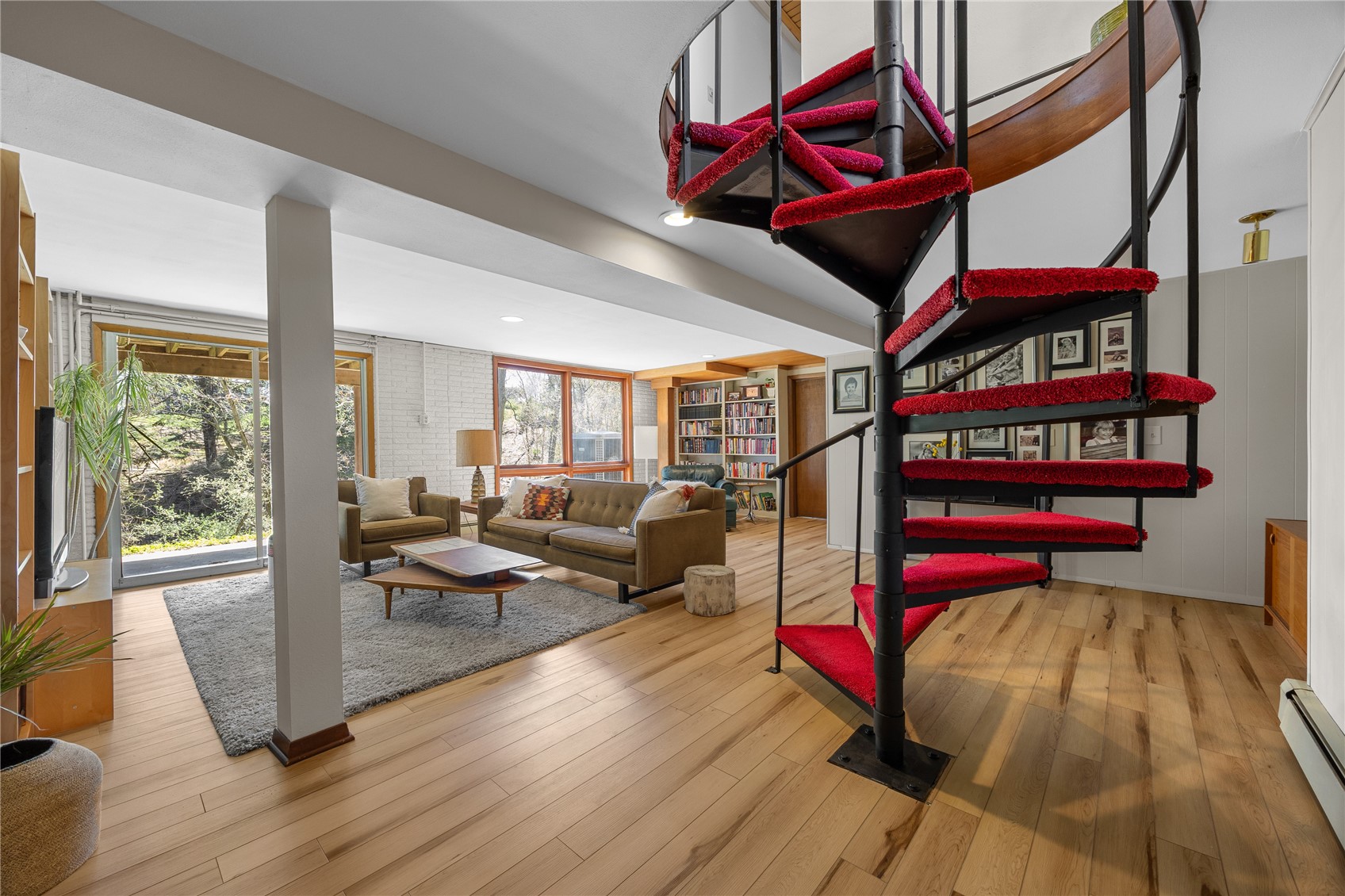 12 Fairview Knoll NE Iowa City IA 52240
