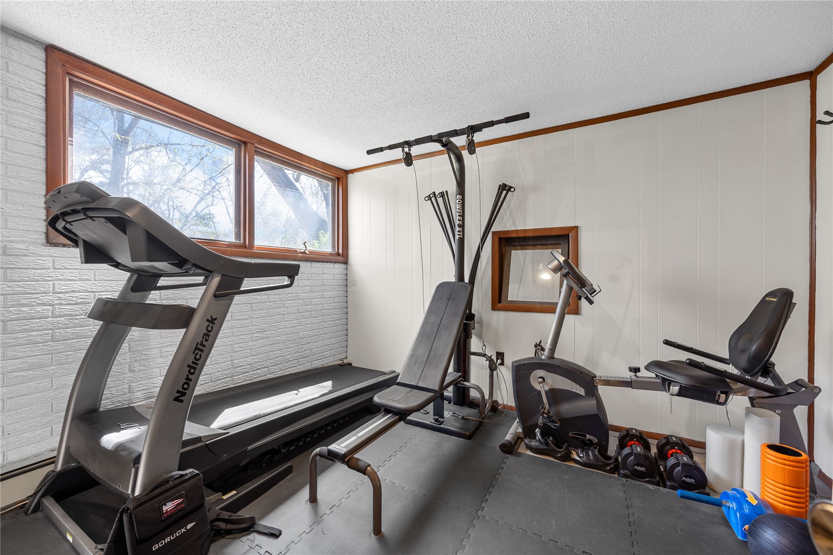 12 Fairview Knoll NE Iowa City IA 52240