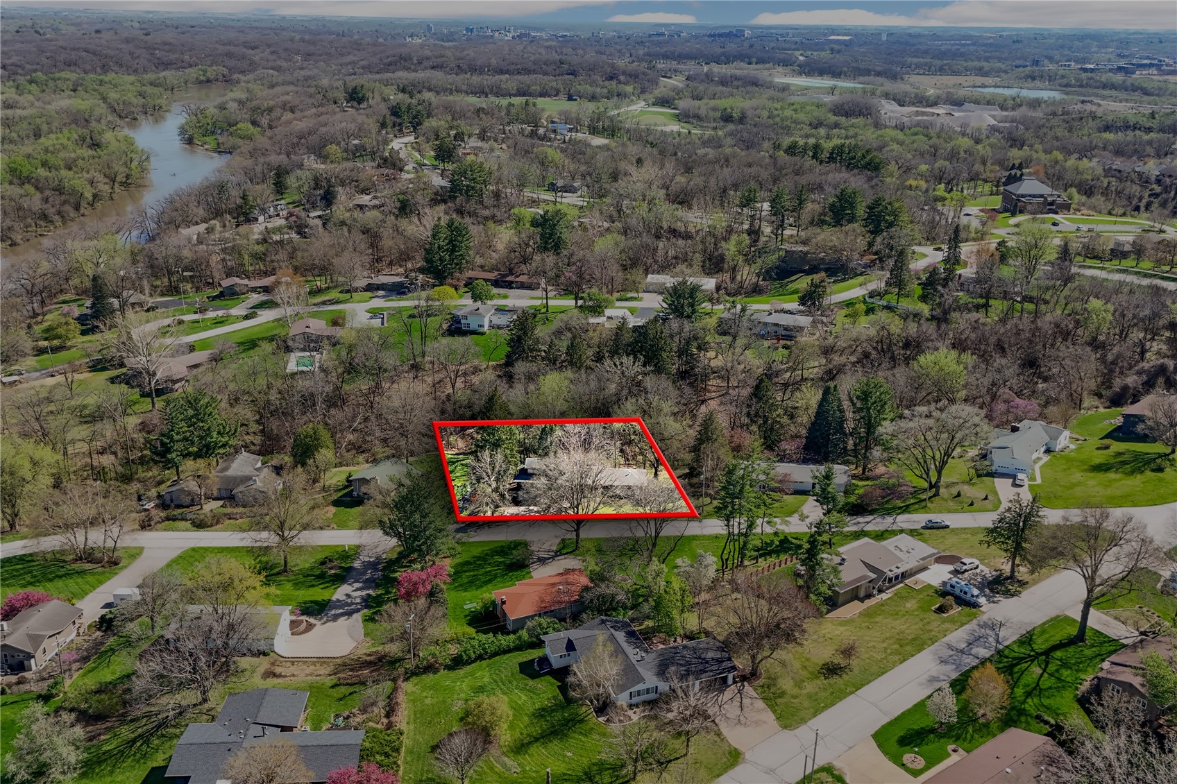 12 Fairview Knoll NE Iowa City IA 52240