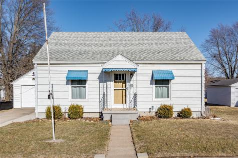 214 Main Street Center Point IA 52213