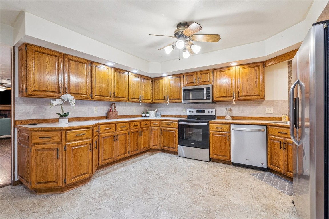 912 E 2nd Street Vinton IA 52349