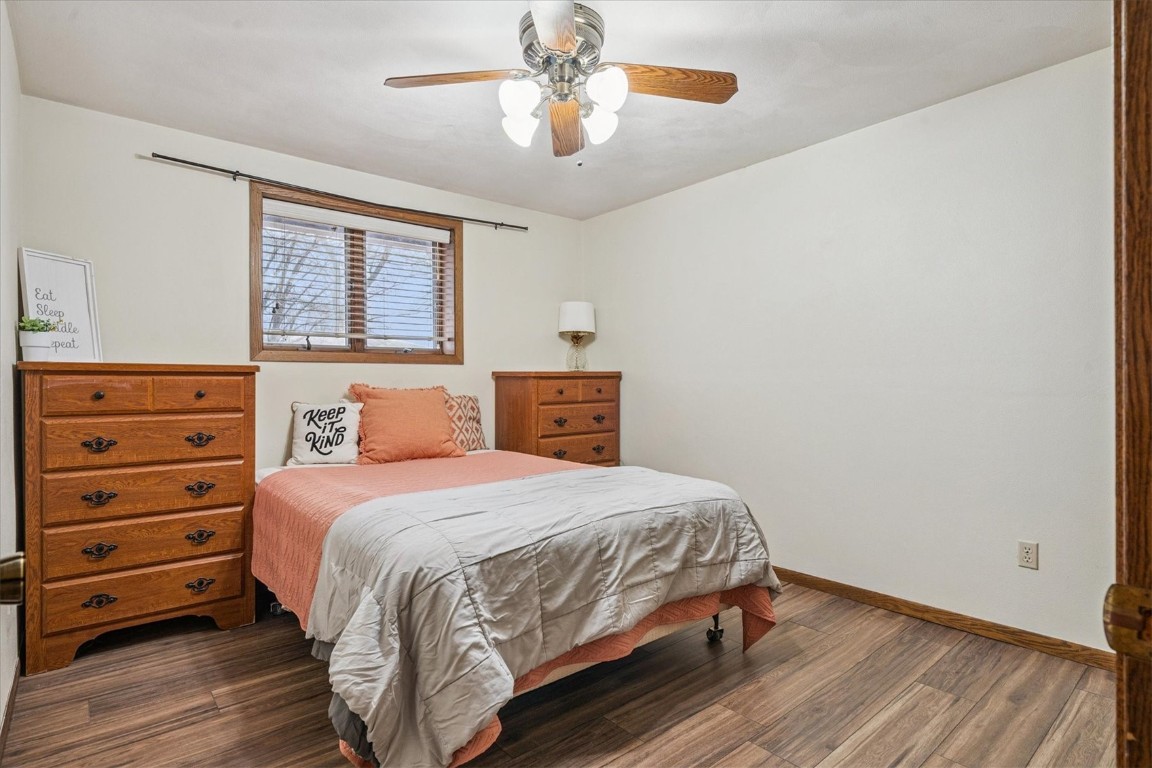912 E 2nd Street Vinton IA 52349