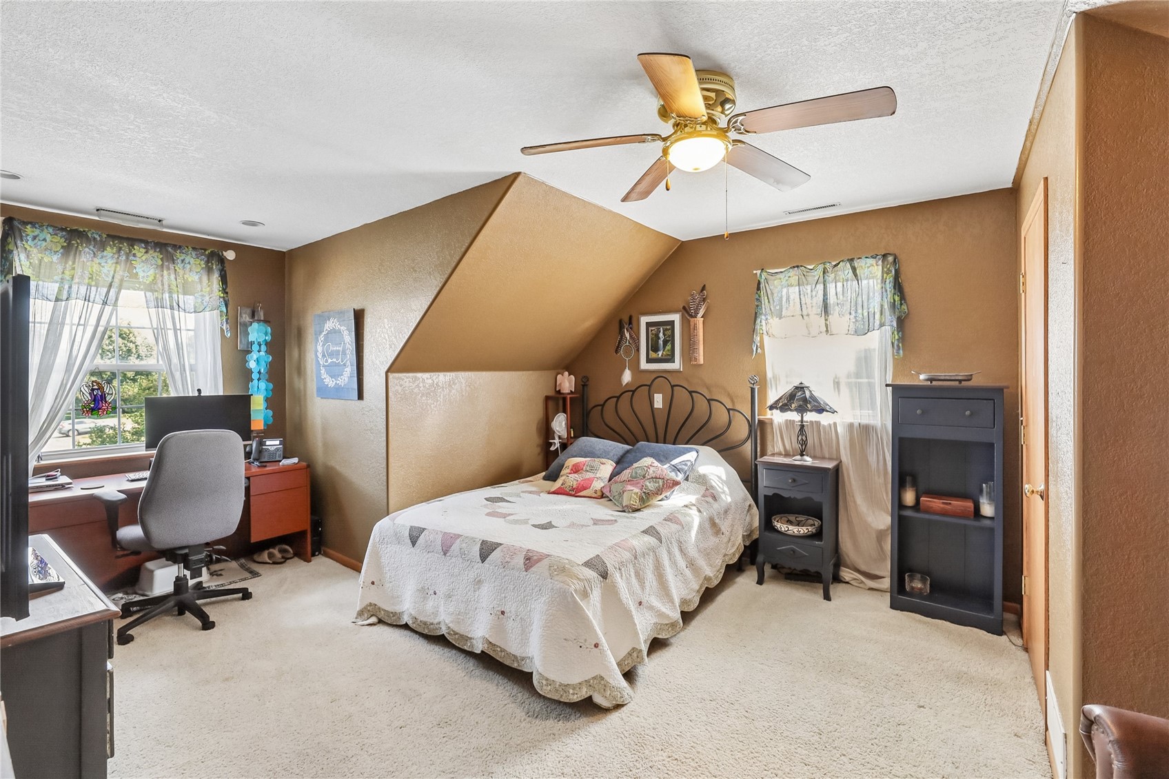 1065 Shae Drive Palo IA 52324