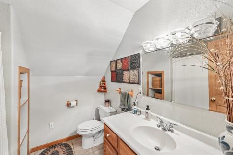 1065 Shae Drive Palo IA 52324