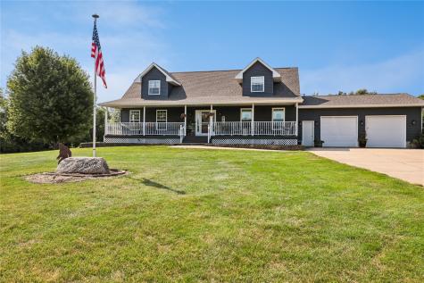 1065 Shae Drive Palo IA 52324