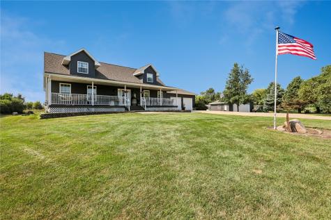 1065 Shae Drive Palo IA 52324