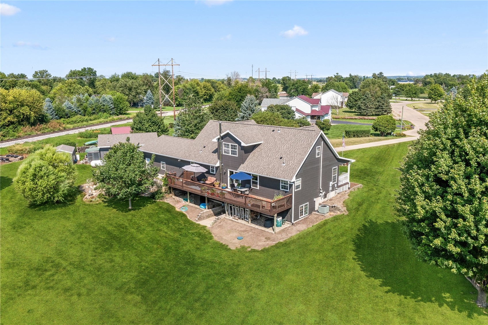 1065 Shae Drive Palo IA 52324